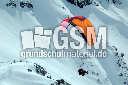 Gleitschirmflieger_3.JPG